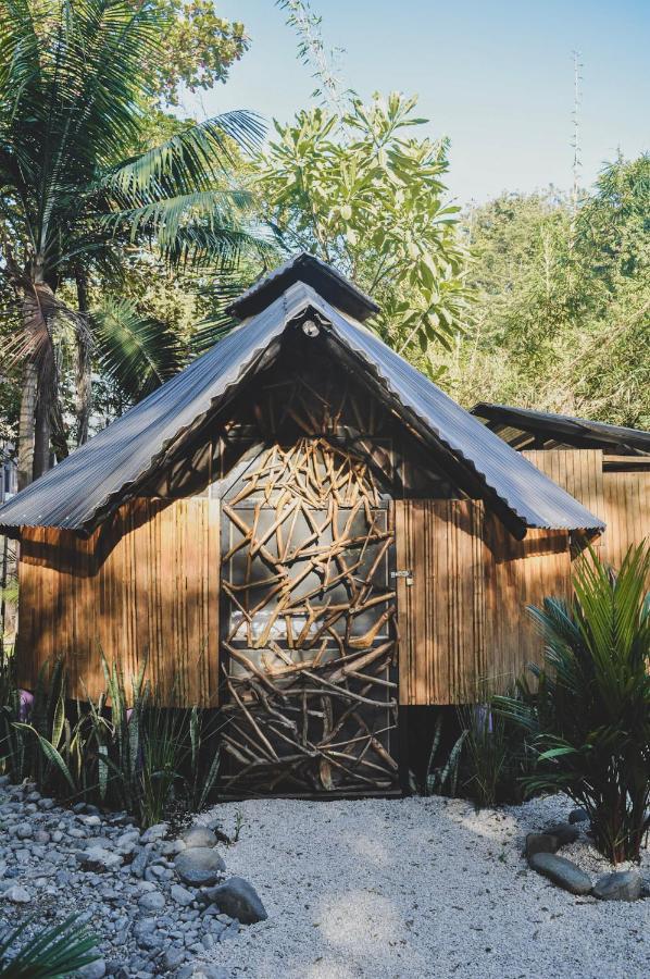 Lost Boyz Hostel Playa Santa Teresa  Exterior photo
